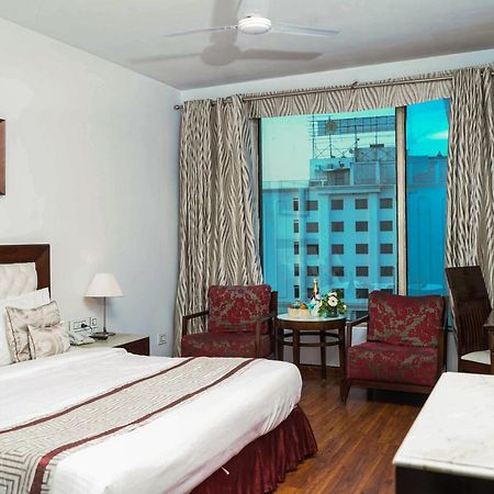 Treehouse Queens Pearl Gurgaon Esterno foto
