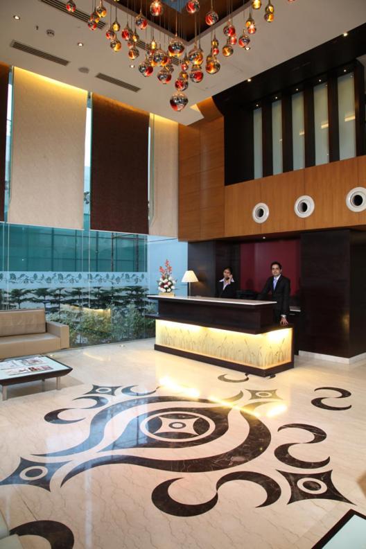 Treehouse Queens Pearl Gurgaon Esterno foto